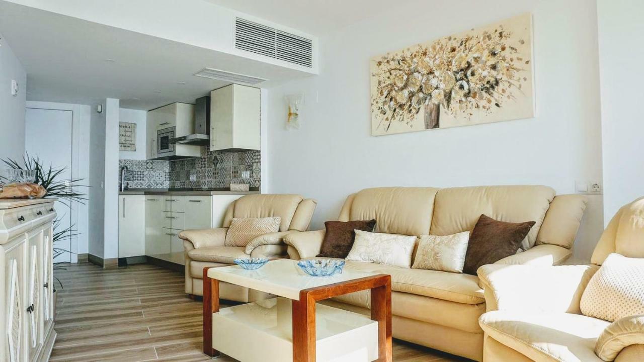 Beachfront Apartment In Fuengirola With Sea Views Exterior foto